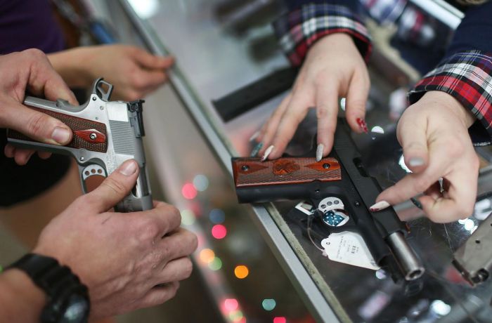 В Албании сокращается количество смертей от огнестрельного оружия
