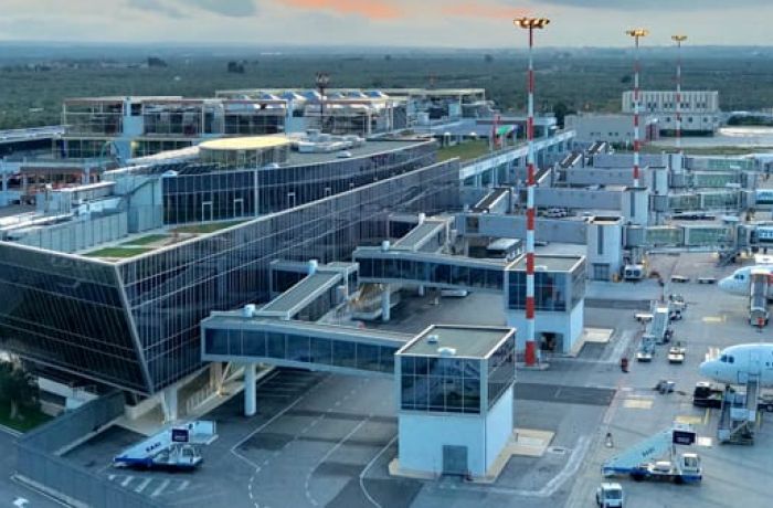 Как добраться на отдых в Албании в 2019 году? На борту лайнера Ernest Airlines из Бари