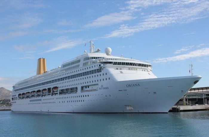 Круизный лайнер Oriana привез почти 2 тыс. туристов в Албанию 
