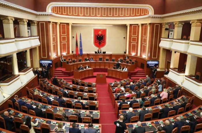 В Албании пересмотрели правила приватизации государственной собственности