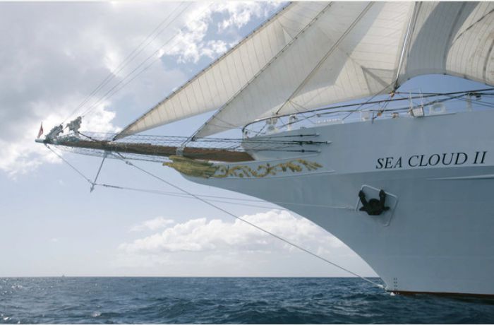 В Дуррес прибыл круизный лайнер Sea Cloud