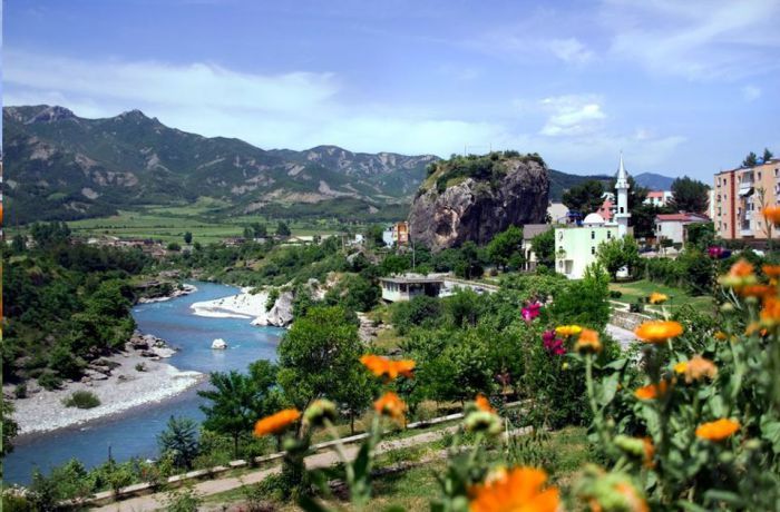 Как Албания готовит кадры для туристической отрасли 