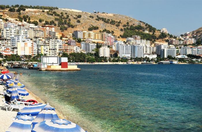 Число трудящихся выросло в Албании на 5 тыс. благодаря туризму