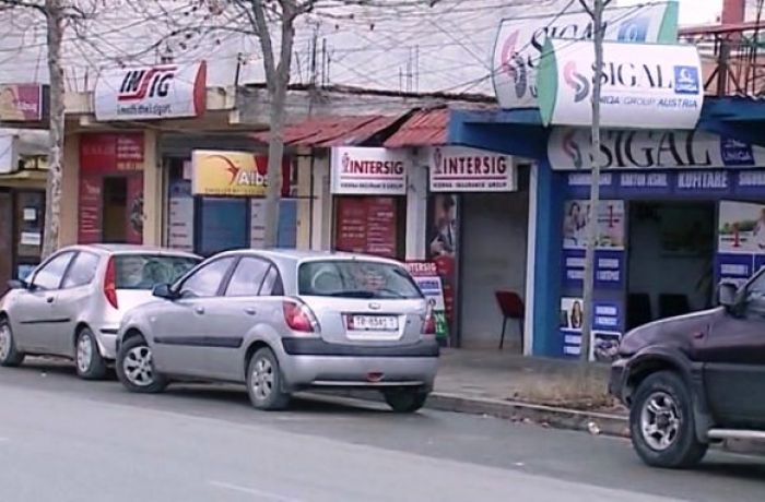 Сколько стоит застраховать автомобиль в Албании 
