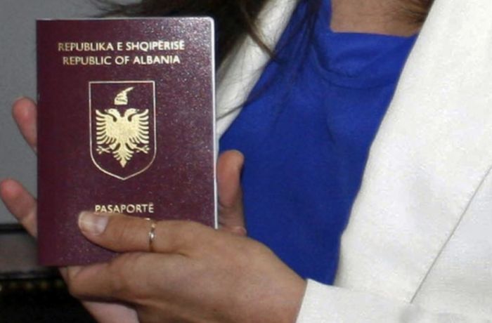 Как США: Албания будет выдавать гражданство по праву почвы?