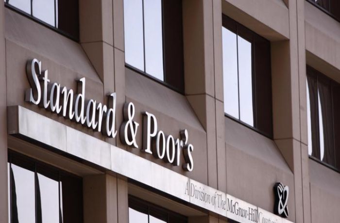 S&P подтверждает рейтинг Албании на уровне "B+/B", прогноз "стабильный"