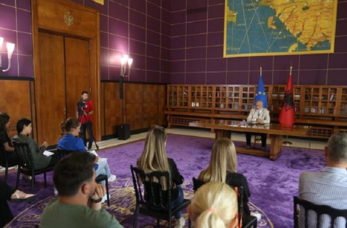 Поддержку chat-GPT получит портал электронного правительства Албании