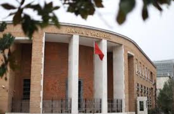 2/3 кредитов для физлиц в Албании идет на покупку жилья 