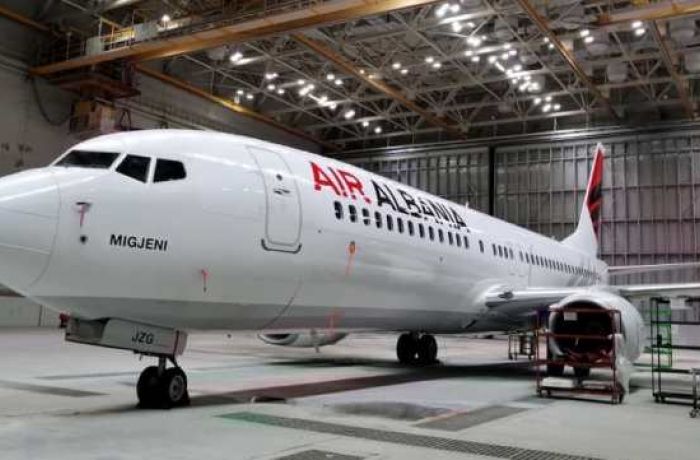 Авиапарк Air Albania пополнил еще один самолет