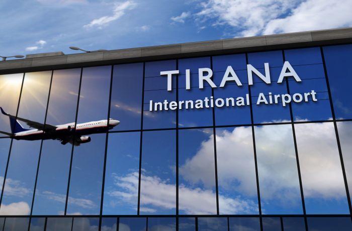 Воздушный пассажиропоток в Албании вырос в 2,7 раза в августе 2021 года 