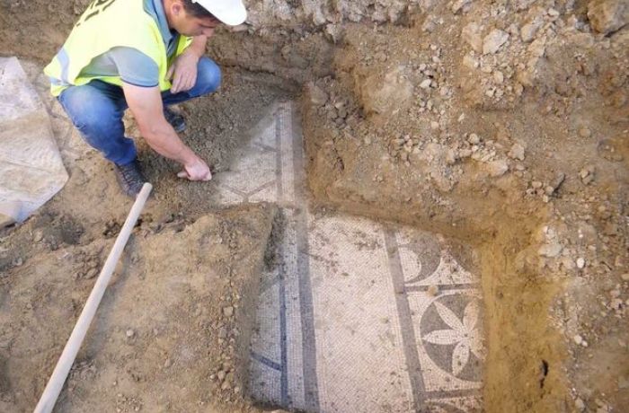 В албанском Дурресе обнаружена редкая мозаика возрастом 1,9 тысячелетия