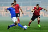 Футболисты из Италии обыграли сборную Албанию в матче, омраченном бесчинствами толпы